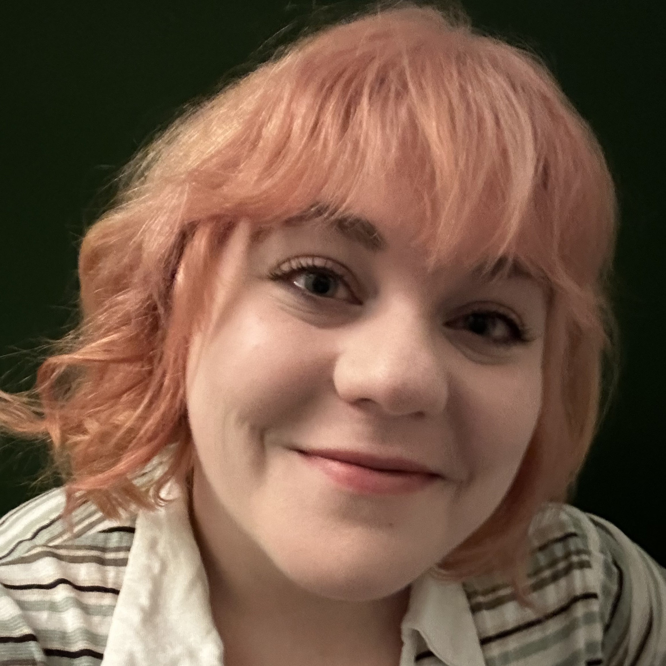 MeggMullarkey_headshot-min